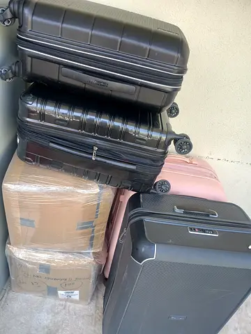 H.M we are professional mover packer shifting packing all over dubai