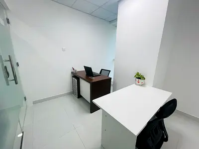Brand new office |direct from Owner |near to Public Transport