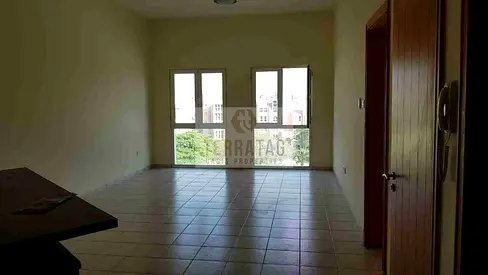 STREET 8 | 1BHK |RIGHT NEXT TO DG METRO & DG PAVALLION