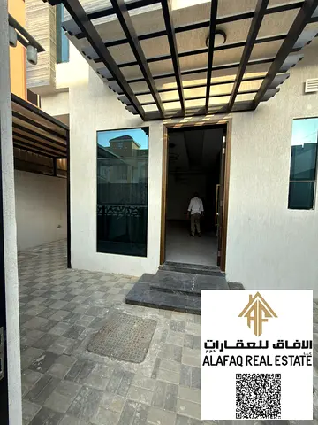 فيلا حديثة للعائلات للإيجار – الياسمين عجمان | 3 غرف نوم + خادمة | قرب طريق E311 والخدمات | دفع 4 دفعات | 90,000