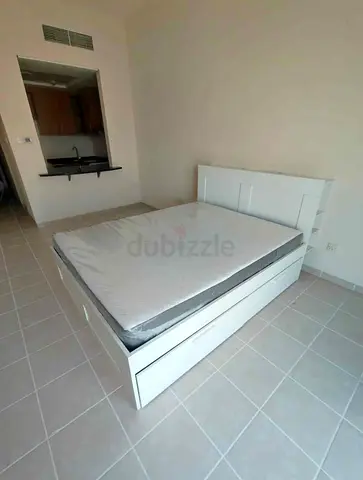 IKEA brimnessqueen size 160×200cm bed frame with headboard+ 4 big storage drawers with IKEA mattress