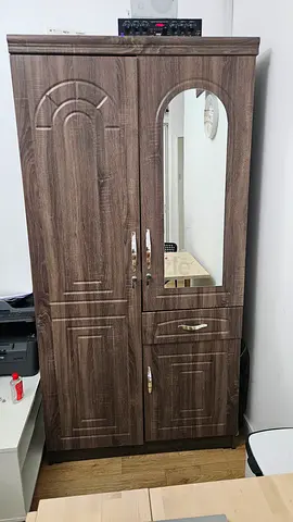 CUPBOARD IN EXCELLENT CONDITION (Like New), Less used