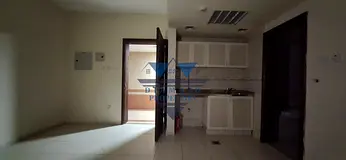 Beautiful place family building Bright area Cantral AC spacious studio available cantral gas no depo
