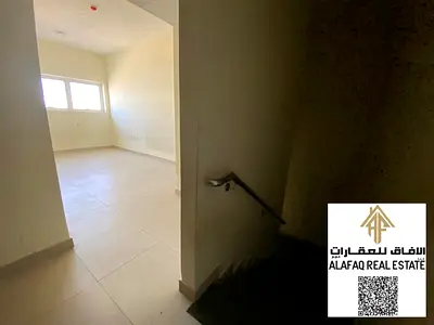 شقة دوبلكس غرفتين وصالة للإيجار السنوي منطقة الزاهية – قريبة من شارع الشيخ محمد بن زايد