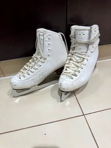 Risport ice skates