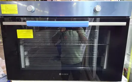 Bosch brand new built in oven 90cm latest model more details contact me