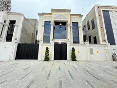 Villa with all registration and ownership fees included, on the main street, ready to move in, in on