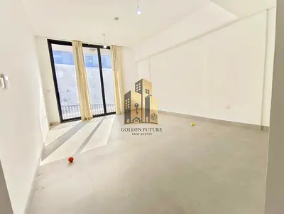 Like a Brand new apartment open view _close kitchen only 60k