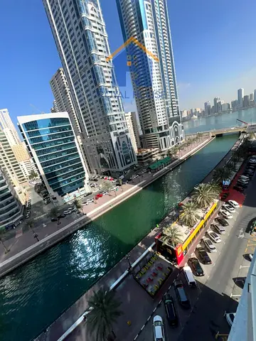 شقة للبيع 3 غرف و صالة في المجاز 3