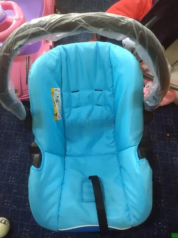 Free juniors Baby stroller,with car seat, complete travel system... Excellent condition used Indoor