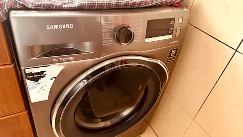 Samsung Front Load Washing Machine with Digital Inverter