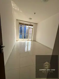 A spacious apartment with a practical layout and a prime location close to all essential services