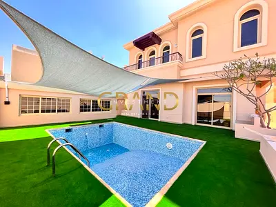 Corner 5BR Villa with Private Pool – Golf Gardens