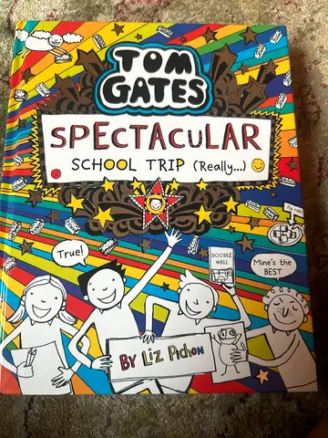 TOM GATES: SPECTACULAR SCHOOL TRIP