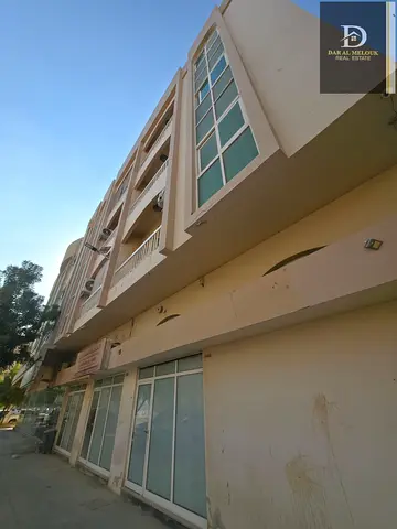 🏢 بناية استثمارية للبيع – مويلح، الشارقة
📍 موقع ذهبي قريب من كل خدمات الحياة اليومية
