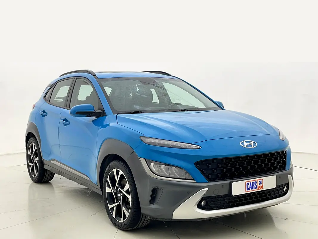 Hyundai Kona 2022 — photo 1 of 12