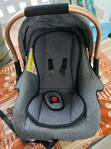 Car seat, carry cot almost new..