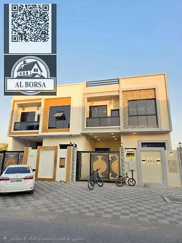 For rent in Al-Haliyo 2 area, prime location, townhouse villa with five master bedrooms, living room, majlis, main kitchen, maid's room, and roof terr
