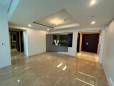 High Floor | Popular Bldg | Close to Metro