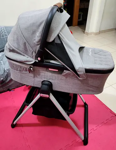 Nuna Demi Grow New Born Baby Bassinet With Portable Stand