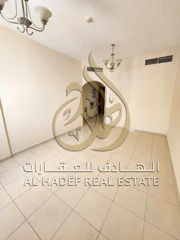 Apartment for rent in Al Qulay'ah, one bedroom and living room with optional parking, large area, modern finishing and sea view