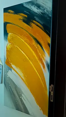 Classic and vibrant wall painting