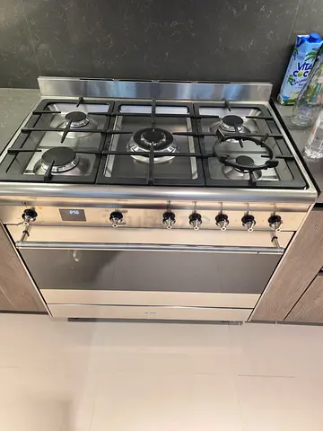 Sameg 90cm BRAND NEW top gas oven electric