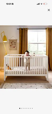 baby crib