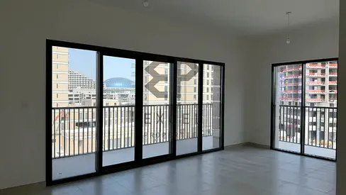 Luxury 3 Bedroom + Maid Room | Waterfront View |