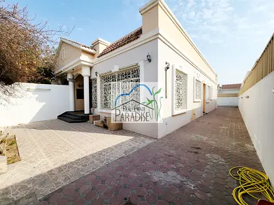 away from fly zone/separate entrance single storey 3 bedrooms villa with maids room/living-dinning/ private back yard/3 car parking/for rent in mirdif