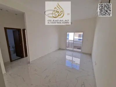 📌 للإيجار السنوي – شقة غرفة وصالة | بلكونة | 2 حمام | شهر مجاني | الصناعية – عجمان | عائلات فقط
