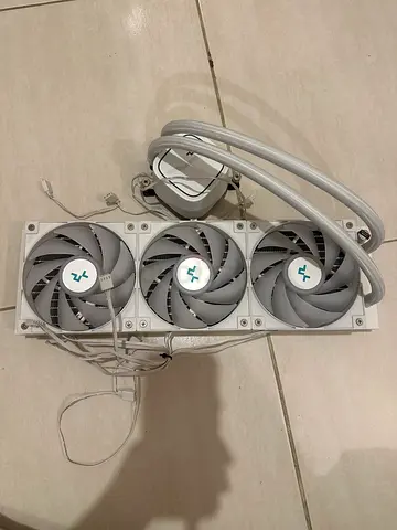 DeepCool 360mm Liquid CPU Cooler – Triple Fan – White