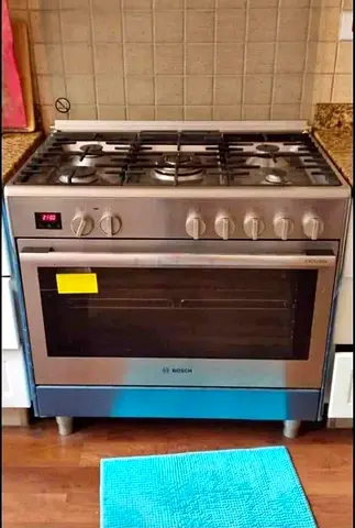 Bosch top gas oven electric cooker 90cm