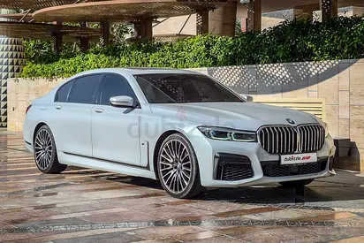 AED 2992/month | 2022 BMW 7-Series 750Li | GCC Specs | Ref#427651