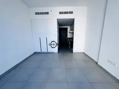 Modern living studio || Great amenities || For rent