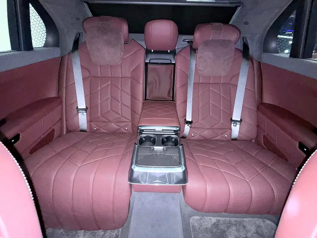 BMW 7-Series 2024