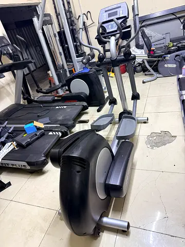 Life Fitness Elliptical Machine for Sale