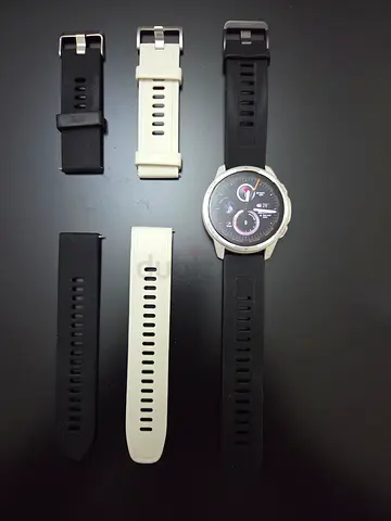 Smartwatch with Multiple Bands