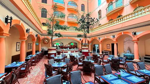 Luxury Hotel Room | No kitchen | Free cleaning | WIFI