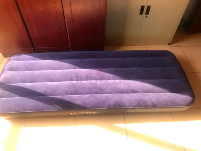Air Bed Intex inflatable mattress