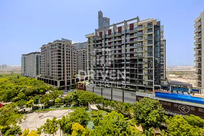 High Floor | Canal and Creek View | Maid Room