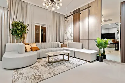 Luxurious 3BR Villa W/ Spacious Private Patio | Furnished | Flexible term