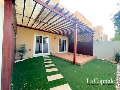 SINGLE ROW | BIG PLOT SIZE | PRIME LOCATION