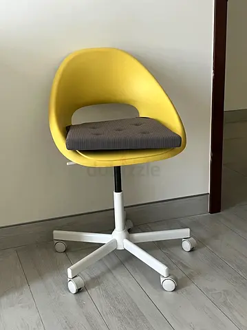 Study chair