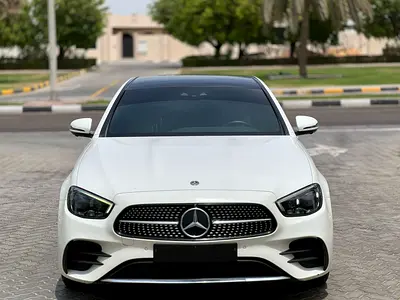 Mercedes Benz E 300 AMG 
2021 Mode