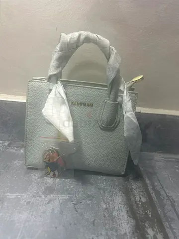 Elegant Mint Green Handbag