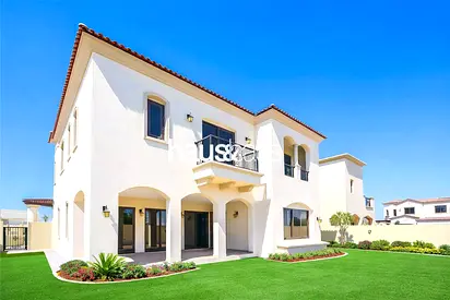 6 Bedrooms | Opposite Pool and Park | True Corner