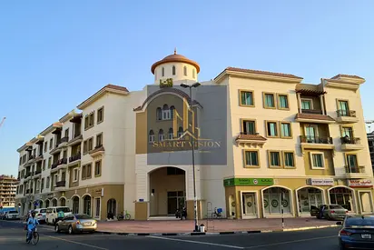 Street-Facing Shop | Rented Shop | Road View