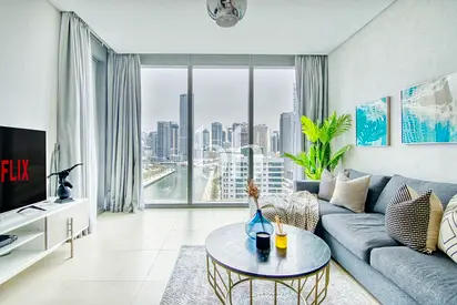 Marina View | Chiller Free | April 9 Move-in