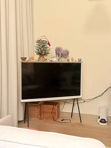 Samsung serif LED TV for Sale